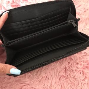 Kenneth Cole Bags - Kenneth Cole Reaction black patent leather wallet Kenneth Cole Bags - Kenneth Cole Reaction black patent leather wallet
